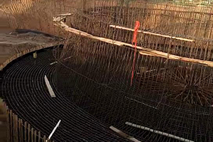 阜新砼烟囱新建施工现场