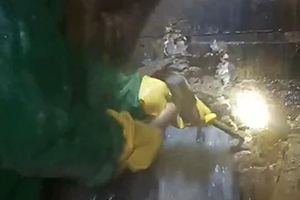 阜新消防水池堵漏施工视频